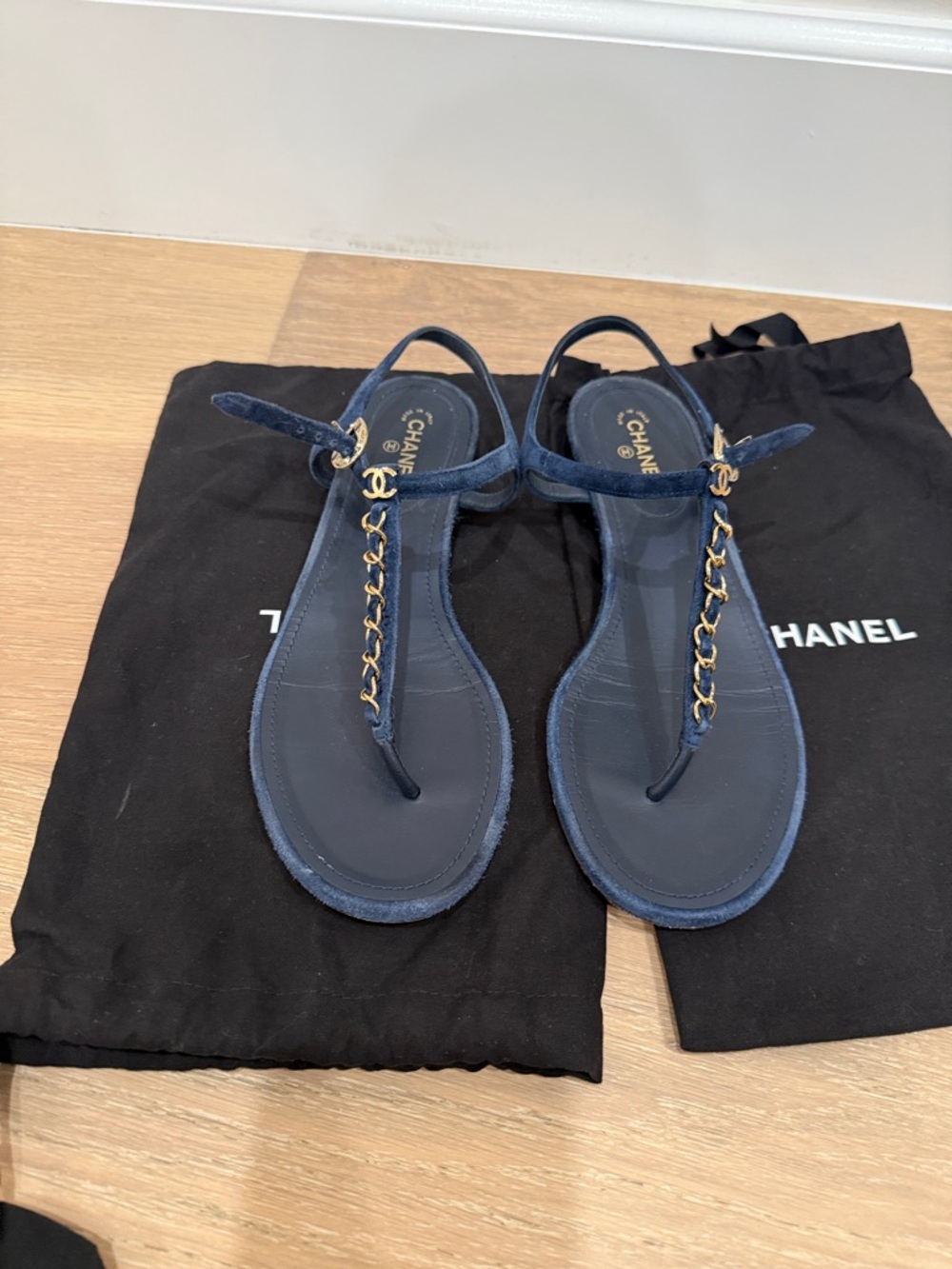 Pre loved authentic CHANEL Navy Chain T-Strap Suede Sandals with Gold Accents